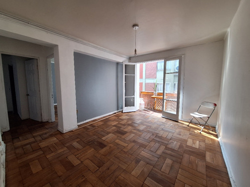 Se Arrienda Departamento 2d/1b/, 2do Piso_metro Irarrázaval
