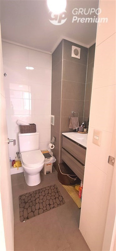 Departamento En Venta De 2 Dorm. En Concepción