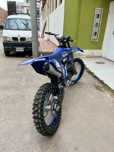 Motocross Apenas Con 28 Horas De Uso