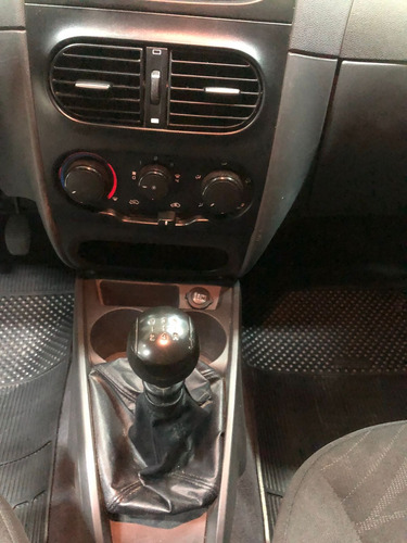 Fiat Strada 1.4 Hard Working Ce Flex 2p