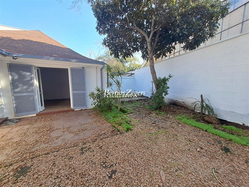Casa Venta 3 Dorm. 2 Baños, Servicios, Metro Magallanes