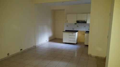 Imagen 10 de 14 de Alberti 2500 - La Tablada - Venta En Block