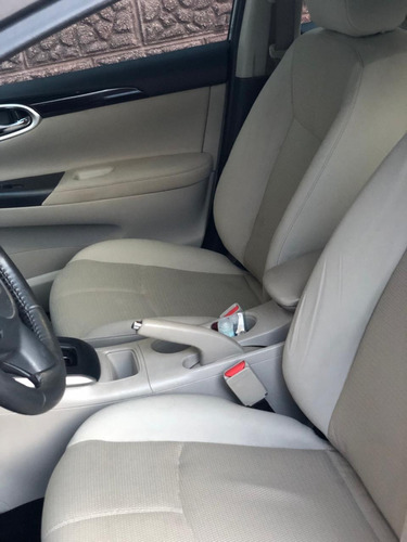 Nissan Sentra 1.8 Advance Mt