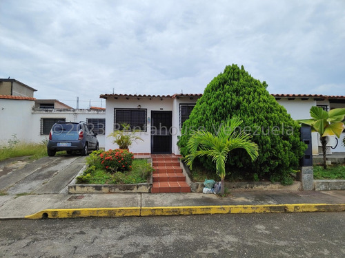 Casas En Venta En Cabudare Zona La Piedad Norte C O D  2 - 3 - 2 - 7 - 7 - 7 - 3 Mp