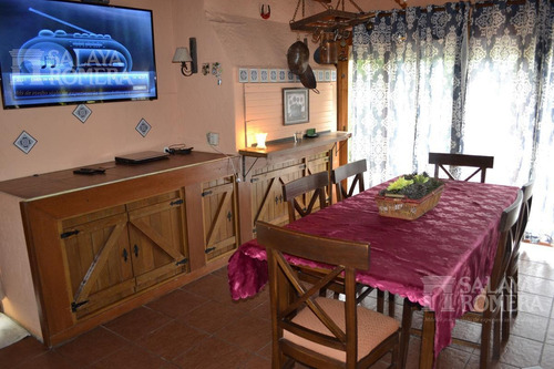 Imagen 14 de 15 de Venta - Casa, Pinares Parada 35, 4 Dormitorios, 2 Baños, Piscina Salinizada