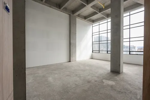 Oficina En Arriendo/venta En Chico Norte. Cod A1105031