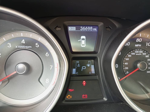 Imagen 15 de 18 de Hyundai Elantra Gt