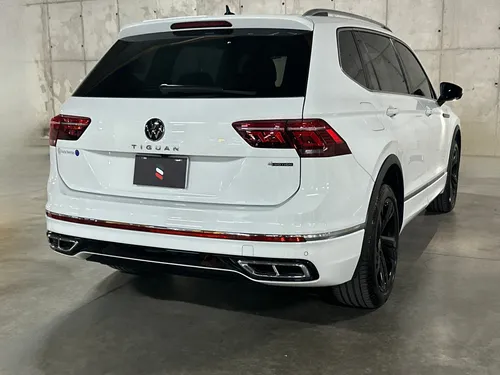 Volkswagen Tiguan 2.0 Tsi R-Line 10 Años Dsg7