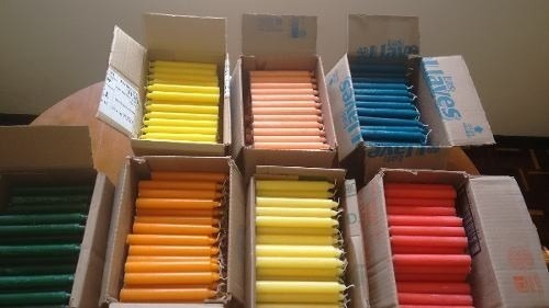 Caja De 80 Velas Grandes Colores Surtidos, Ventas Al Mayor