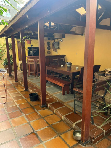 Espectacular Apartamento La Mejor Planta De Categoría 1er Piso Con Barbacoa