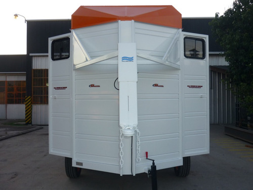 Acoplado Trailer Cerrado Full 2 Caballos Cigueña Piso Goma