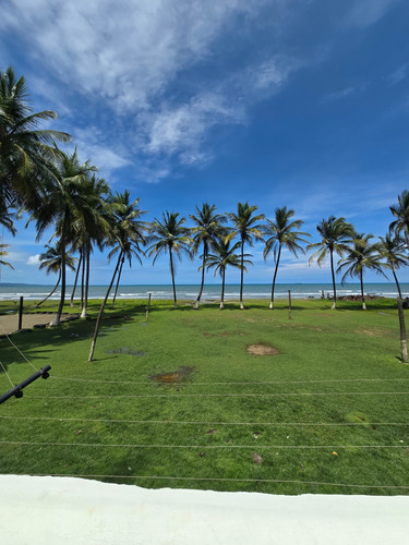 Grabiela R Vende Apto De Playa En Nautilus Palace Tucacas