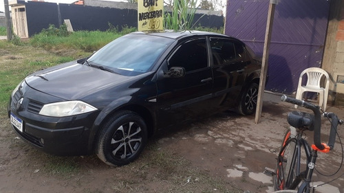 Imagem 2 de 10 de Renault Megane 2008 1.6 Expression Hi-flex 4p