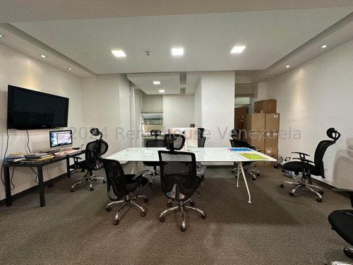 Edificio Comercial En Venta Cinco Niveles Oficinas Equipadas Deposito Amplio Estacionamiento Zona Centro Maracay Estef 25-1091