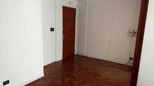 Imagen 5 de 22 de Oficina De 50m2 - Dos Despachos - Recepcion - Kitchenette Separada - Baño Completo