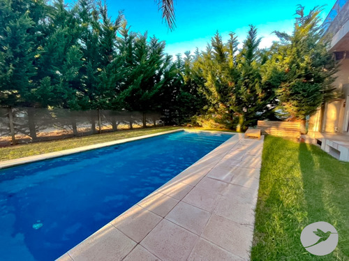 Imagen 20 de 21 de Departamento En Venta En Pinamar.