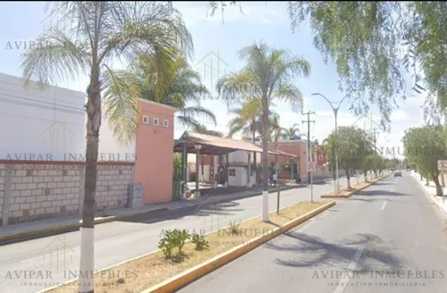 Casa En Venta En Fracc La Paz, San Juan Del Rio, Qro. Cgc038
