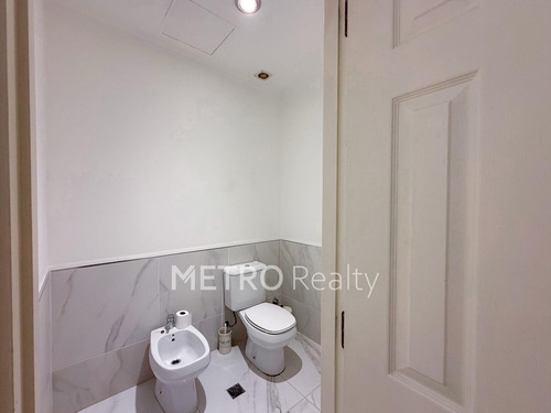 Casa En Venta Con 5 Dormitorios En Barrancas Del Lago, Nordelta