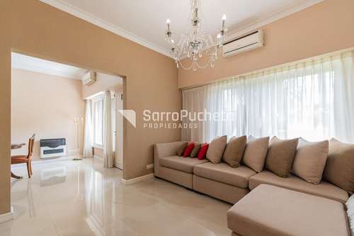 Venta Casa 6 Ambientes Con Amplio Parque En Barrio Pileta , Ramos Mejia.