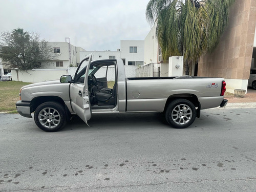 Chevrolet Silverado 5.3 E Pickup Silverado 2500 At