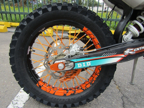 Imagen 10 de 15 de Moto Ktm Enduro