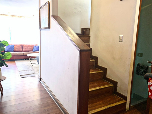 Casa En Arriendo De 4 Dorm. En Las Condes