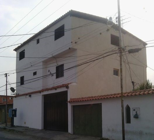 Imagen 27 de 30 de Edificios En Venta Lara Cabudare 22-15835 /m