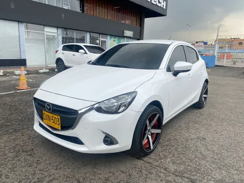 Mazda 2 1.5 Touring Mt