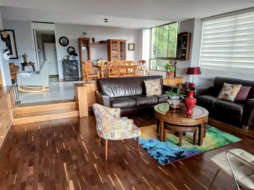 Apartamento En Venta Ubicado En El Poblado Sector Loma De Los Gonzalez (26528).