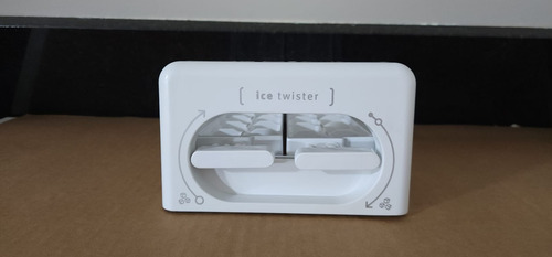 Forma Gelo Geladeira Electrolux Df49 Df50 Df51 Dfn50 Df51x