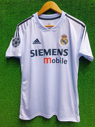 Camiseta Retro  Club Real Madrid Temporada 2003 - 2004