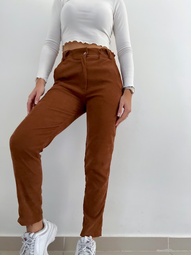 Pantalon Tipo Slouchy De Corderoy Para Mujer