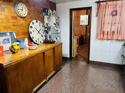 Imagen 7 de 25 de Casa 3 Dormitorios , Quincho Pileta , Permuta En Caba - Ciudad Evita