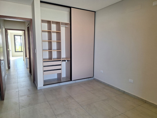 Distrito Sur Duplex En Planta Baja