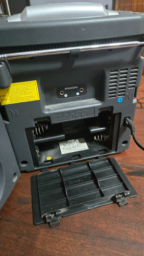 Equipo Musica Radio Cd Casete Con Detalles Gris 30 W (Usado)