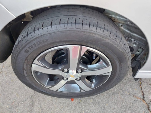 Imagem 9 de 13 de Chevrolet Onix 1.4 Mpfi Ltz 8v Flex 4p Manual
