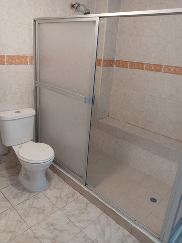 Casa De 4 Habitaciones Y 3 Baños