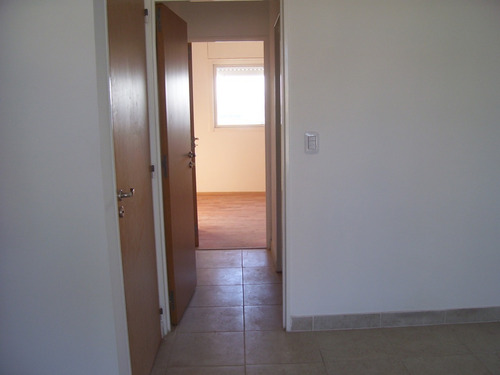 Imagen 7 de 11 de Departamento 1 Dormitorio En Arroyito.