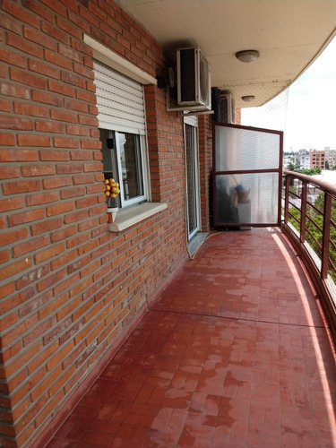 Imagen 3 de 9 de Alquiler De Departamento En Moron Centro