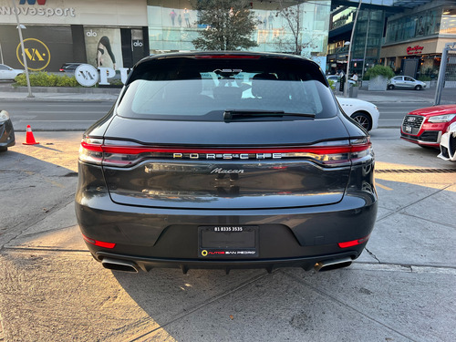 Porsche Macan 2.0 2021