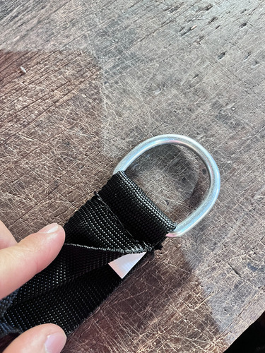 Bolsa De Boxeo Combo: Relleno mas Soporte mas Guantines mas Vendas Color Negro