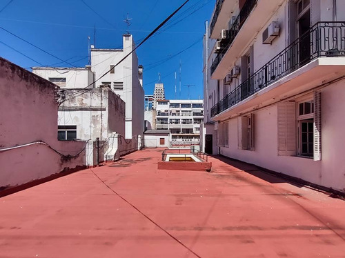 Imagen 5 de 30 de Vivienda / Oficina De 6 Ambientes Con Terraza Y Balcón En San Nicolás