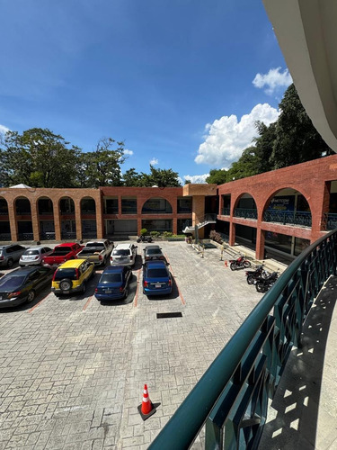 Oficina En La Torre Movilnet, Valencia, Carabobo. Zc.p