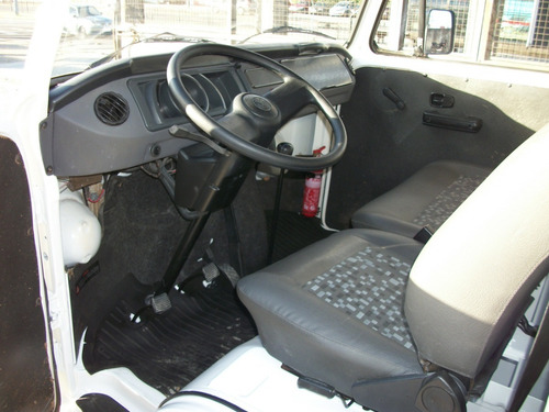 Vw Kombi Envidraçada 2014