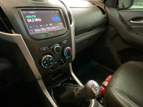 Imagem 5 de 11 de S10 Lt Cd 2.5 4x2 Flex Mec. 2015