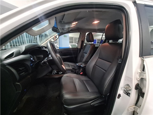 Imagem 11 de 14 de Toyota Hilux 2.8 Narrow 4x4 Cd 16v Diesel 4p Manual