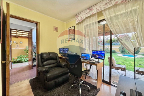 Amplia Casa Ñuñoa 4d Gran Jardin Y Piscina