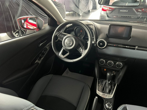 Imagen 9 de 20 de Mazda 2 Sedan Grand Tuoring Lx