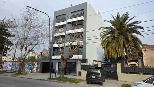 Alquiler Departamento 2 Amb Cochera Bernal Centro