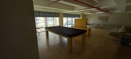 Apartamento En Venta En Castilla. Cod V12106